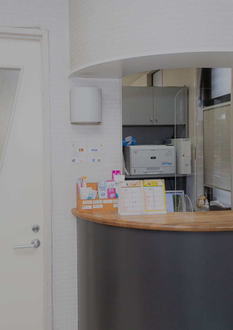 夜も通える、痛みに配慮したやさしい治療。Gentle treatment, even after hours.